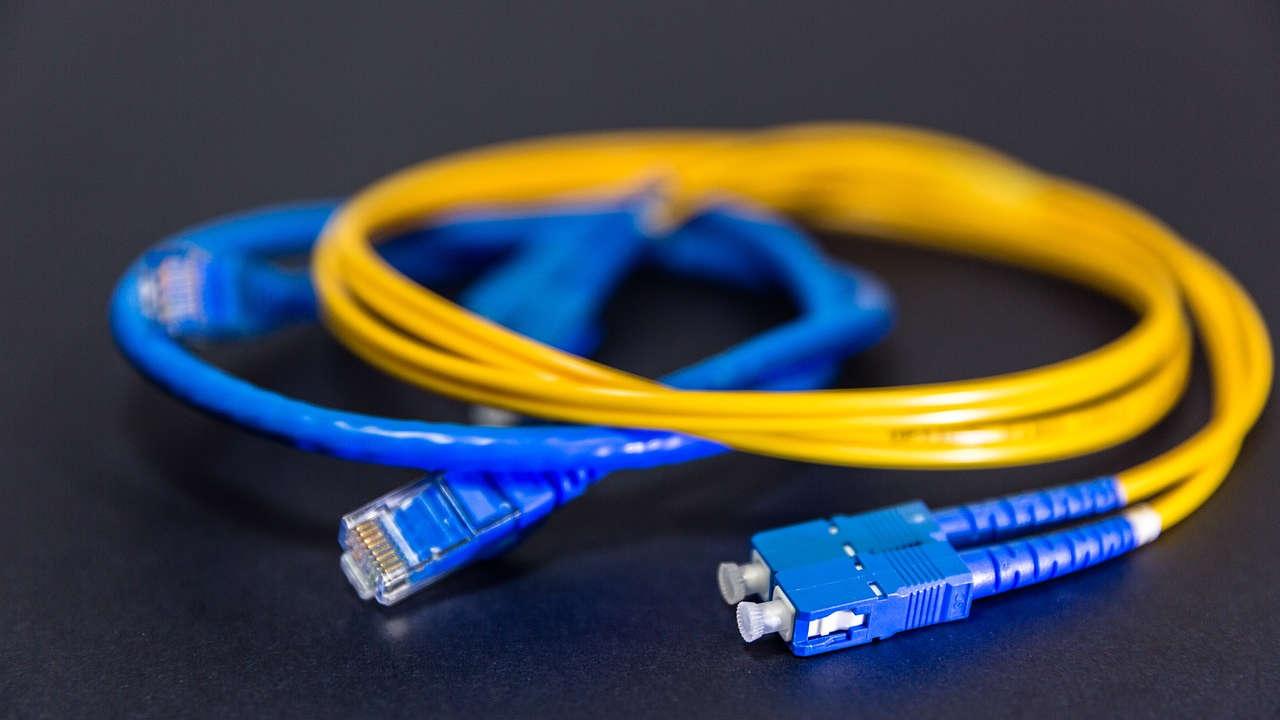 Qué es una ONT y cómo saber cuál debes elegir para sustituir el router de  fibra de tu operadora