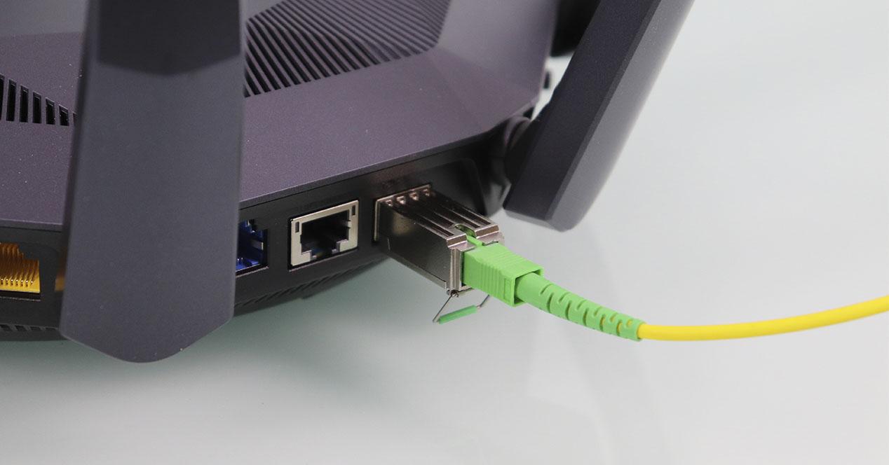 ONT de fibra óptica FTTH para sustituir el router de tu operador