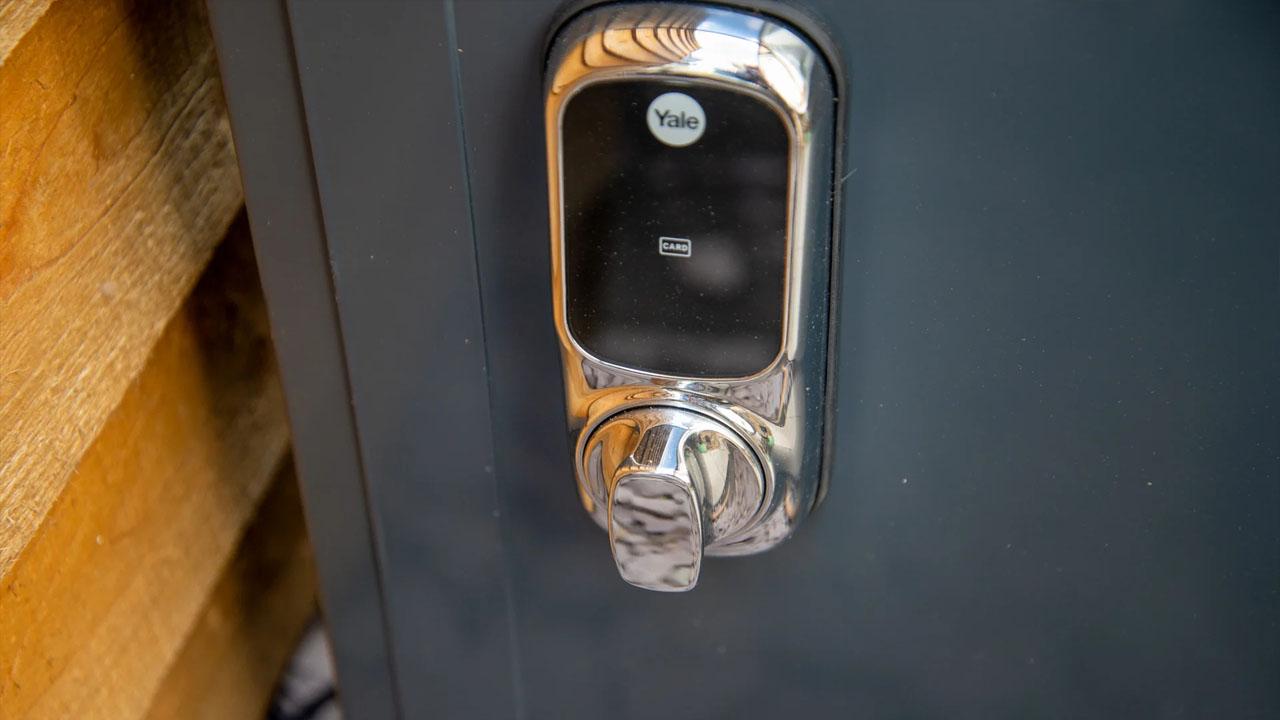 Las ventajas y desventajas de las cerraduras inteligentes: ¿Son realmente  seguras?