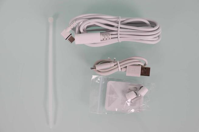 Cables USB tipo C y accesorios para la cámara TP-Link Tapo C410 Kit